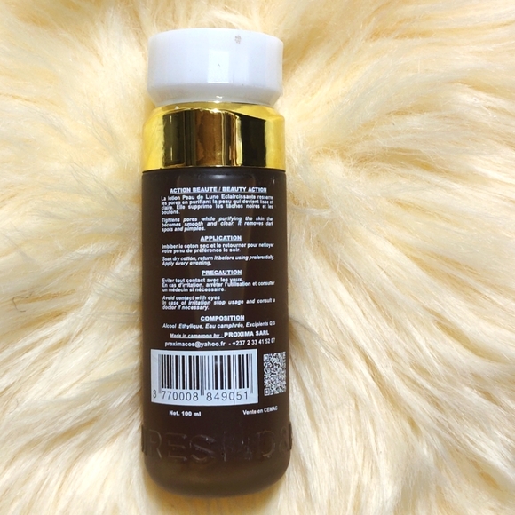 Skincare Lotion Peau De Lune Eclaircissante Original Skin Cleanser